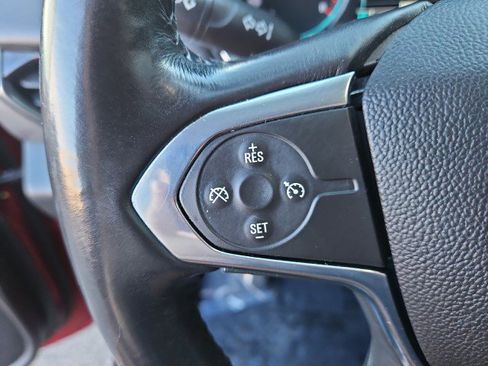 Used 2018 Chevrolet Traverse LT image 13