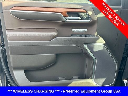 Used 2022 GMC Sierra 1500 Denali w/ Denali Reserve Package image 12