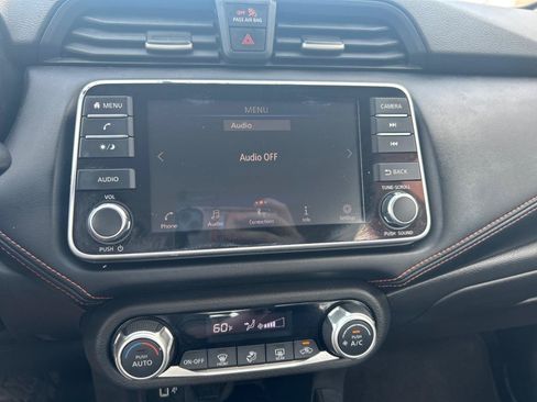Used 2020 Nissan Versa SR FWD image 13