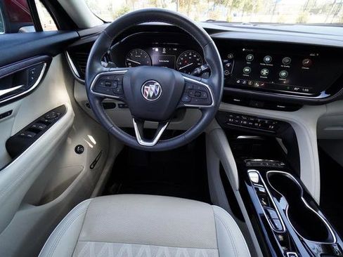 Used 2022 Buick Envision Avenir w/ Technology Package II image 14