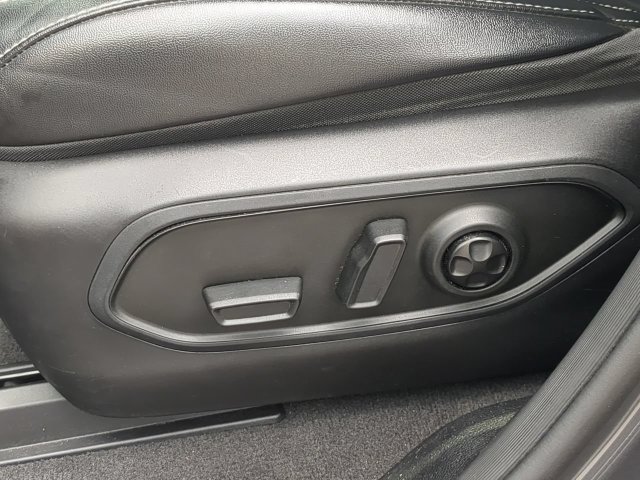Used 2021 Jeep Grand Cherokee L Limited RWD image 24