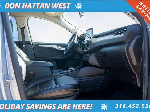 Used 2022 Ford Escape SEL image 25