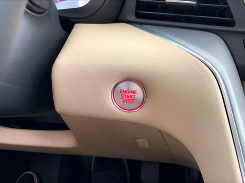 Used 2025 Acura TLX w/ Technology Package image 34