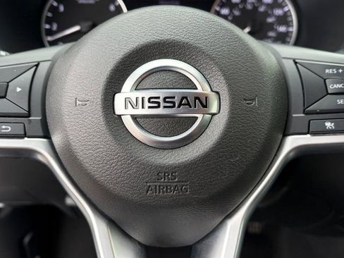 Used 2022 Nissan Sentra SV image 6