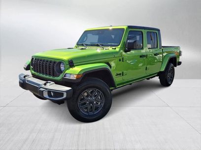 New 2025 Jeep Gladiator Sport