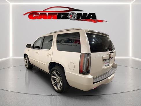 Used 2013 Cadillac Escalade Premium AWD/4WD image 6