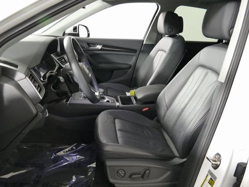Used 2019 Audi Q5 2.0T Premium w/ Convenience Package image 13