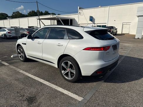 Used 2019 Jaguar F-PACE R-Sport AWD/4WD image 4