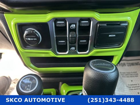 Used 2020 Jeep Gladiator Sport w/ Quick Order Package 24S image 29