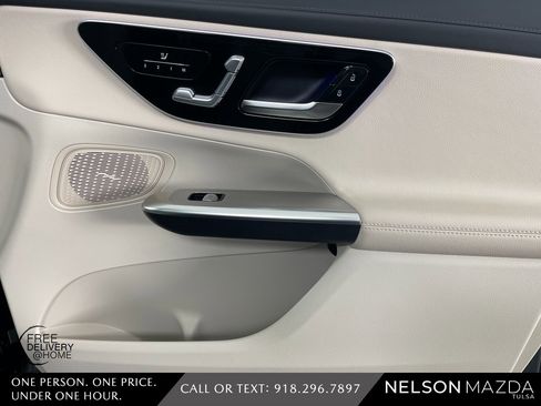 Used 2024 Mercedes-Benz GLC 300 4MATIC image 47