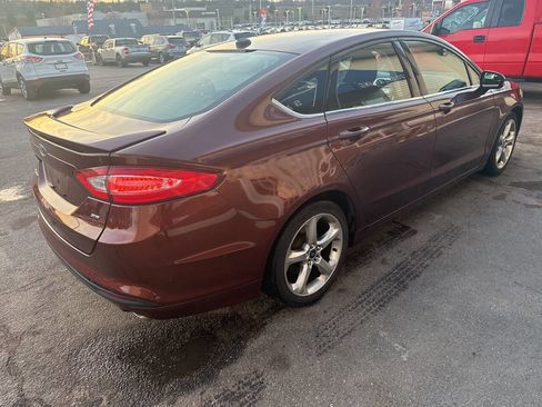 Used 2015 Ford Fusion SE w/ Equipment Group 201A image 7
