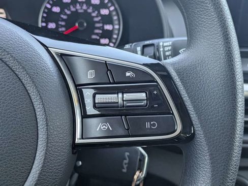 Used 2024 Kia Forte LXS w/ LXS Technology Package image 23