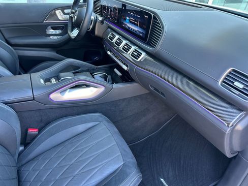 Certified 2025 Mercedes-Benz GLE 53 AMG 4MATIC image 17