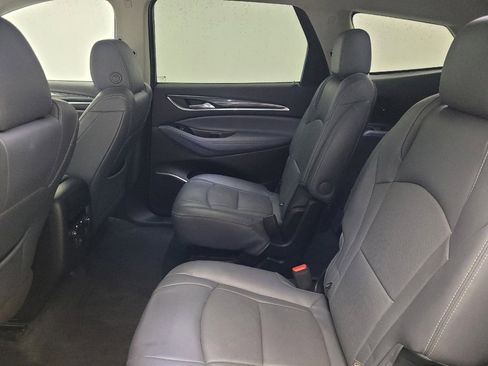 Used 2020 Buick Enclave Essence AWD/4WD image 18