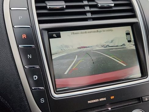 Used 2016 Lincoln MKX Select w/ Climate Package image 45