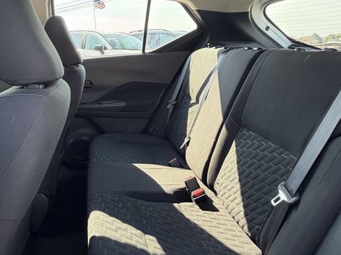 Used 2022 Nissan Kicks S image 2