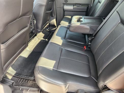 Used 2012 Ford F250 Lariat w/ Lariat Interior Pkg AWD/4WD image 28