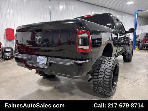 Used 2019 RAM 2500 Big Horn w/ Black Appearance Package image 15