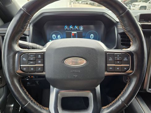 Used 2023 Ford Expedition Max Platinum RWD image 11