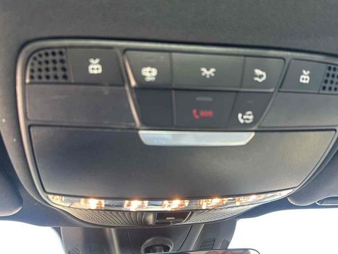 Used 2021 Mercedes-Benz E 350 4MATIC Sedan image 22