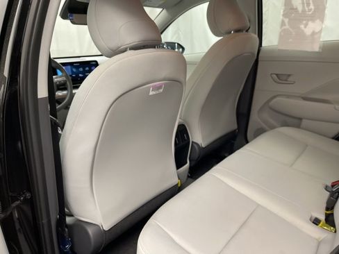 Used 2025 Hyundai Kona SEL image 24