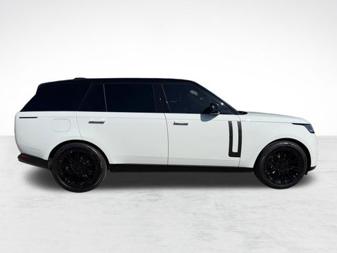 Used 2026 Land Rover Range Rover Long Wheelbase SE AWD/4WD image 8