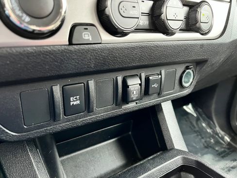 Used 2023 Toyota Tacoma SR5 image 28