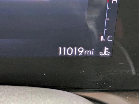 Used 2024 Buick Encore GX Avenir w/ Avenir Convenience Package image 15