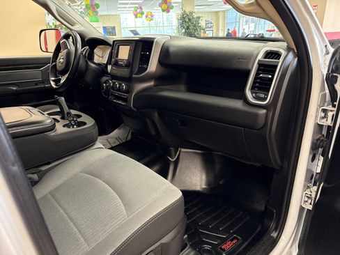 Used 2020 RAM 2500 Big Horn AWD/4WD image 13