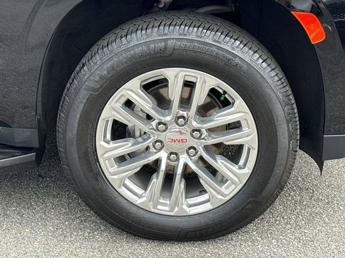 Certified 2023 GMC Yukon SLT image 11