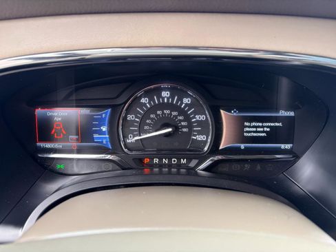 Used 2016 Lincoln Navigator L Select AWD/4WD image 15