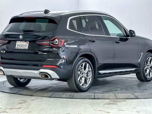 Used 2023 BMW X3 xDrive30i w/ Premium Package AWD/4WD image 2