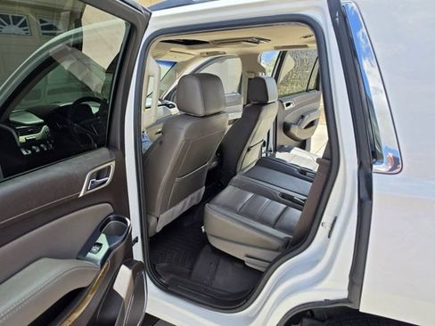 Used 2017 GMC Yukon Denali w/ Open Road Package AWD/4WD image 6
