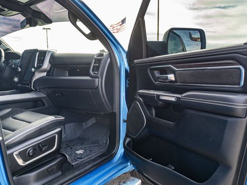 Used 2025 RAM 1500 Laramie image 13