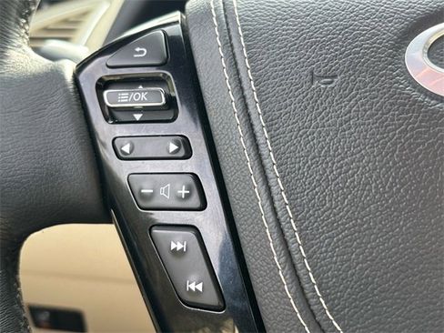 Used 2024 INFINITI QX80 Sensory w/ All-Season Package image 39