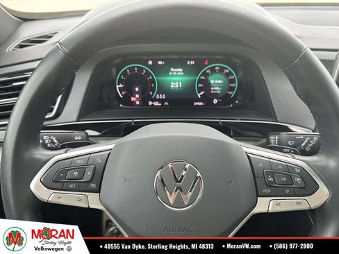 Certified 2024 Volkswagen Atlas Cross Sport SEL Premium R-Line AWD/4WD image 23
