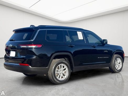Certified 2023 Jeep Grand Cherokee L Laredo AWD/4WD image 6