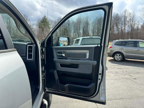 Used 2013 RAM 1500 Classic SLT w/ Big Horn Equipment Group image 13
