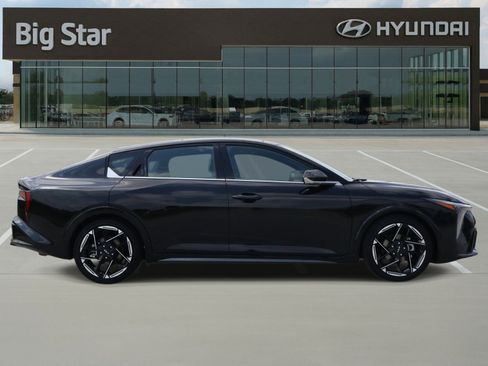 Used 2025 Kia K4 GT-Line w/ GT-Line Premium Package FWD image 5