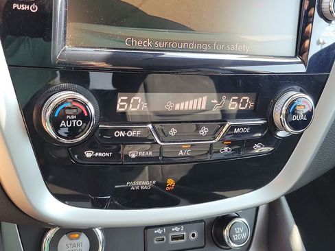 Used 2021 Nissan Murano SV FWD image 13