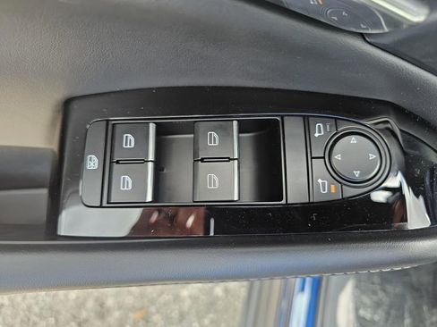 New 2025 MAZDA CX-30 AWD 2.5 S w/ Preferred Package image 12