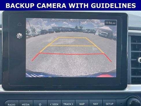 Used 2023 Hyundai Venue Limited w/ Cargo Package FWD image 3