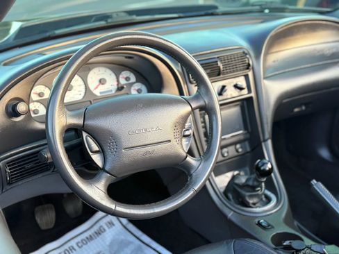 Used 2001 Ford Mustang Cobra image 31