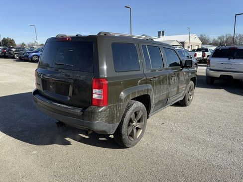 Used 2017 Jeep Patriot 75th Anniversary w/ Power Value Group image 6