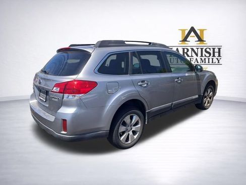 Used 2010 Subaru Outback 2.5i Premium AWD/4WD image 7