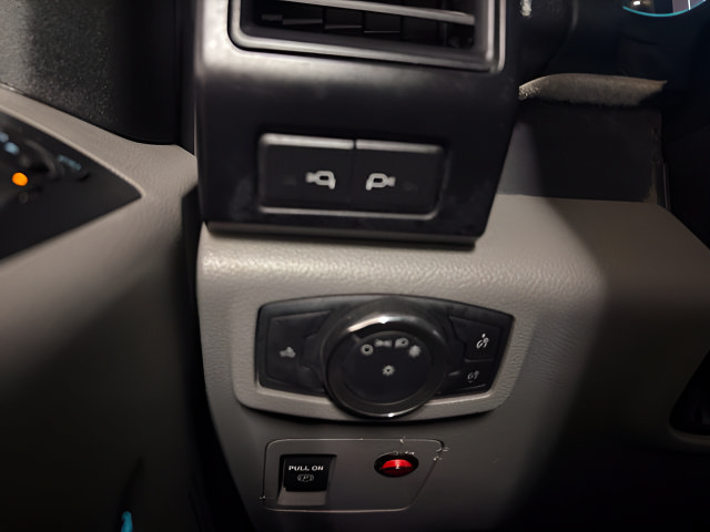 Used 2018 Ford F150 XL w/ Equipment Group 101A Mid RWD image 19
