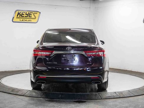 Used 2016 Toyota Avalon XLE FWD image 3
