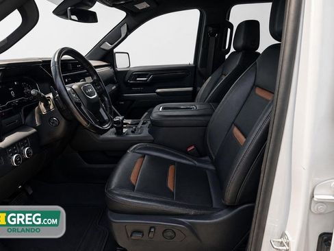 Used 2022 GMC Sierra 1500 AT4 w/ AT4 Premium Package AWD/4WD image 10
