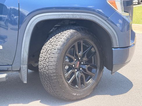 Used 2020 GMC Sierra 1500 Elevation w/ Elevation Value Package RWD image 5