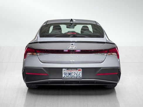 Certified 2025 Hyundai Elantra Sport FWD image 6